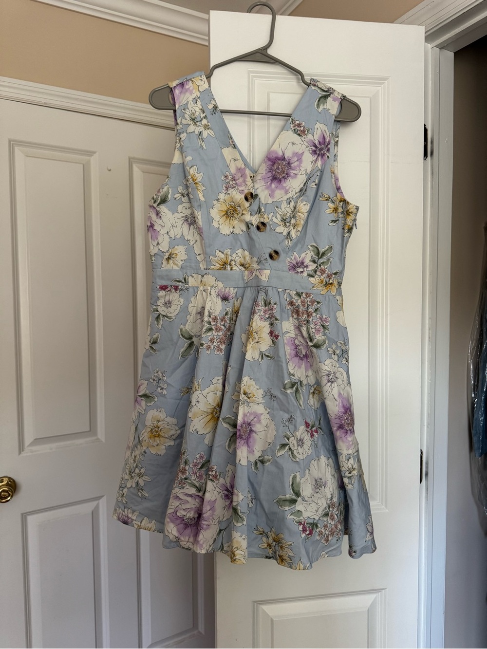 Women’s ' Light Blue Floral Sundress with Buttons